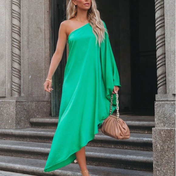 vici Dresses & Skirts - NWOT! Vici Collection Goddess of Beauty One Shoulder Satin Maxi Dress Emerald M